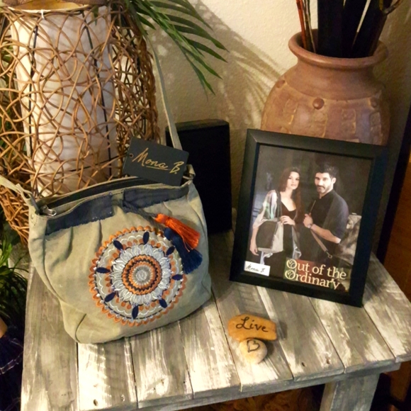 NEW BO HO MONA B. NWT TASSEL CROSS BODY BAG - Picture 1 of 16